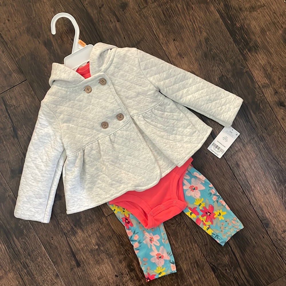 NWT 🫶🏼 CARTERS BABY GIRL 3PC Set 12 Month